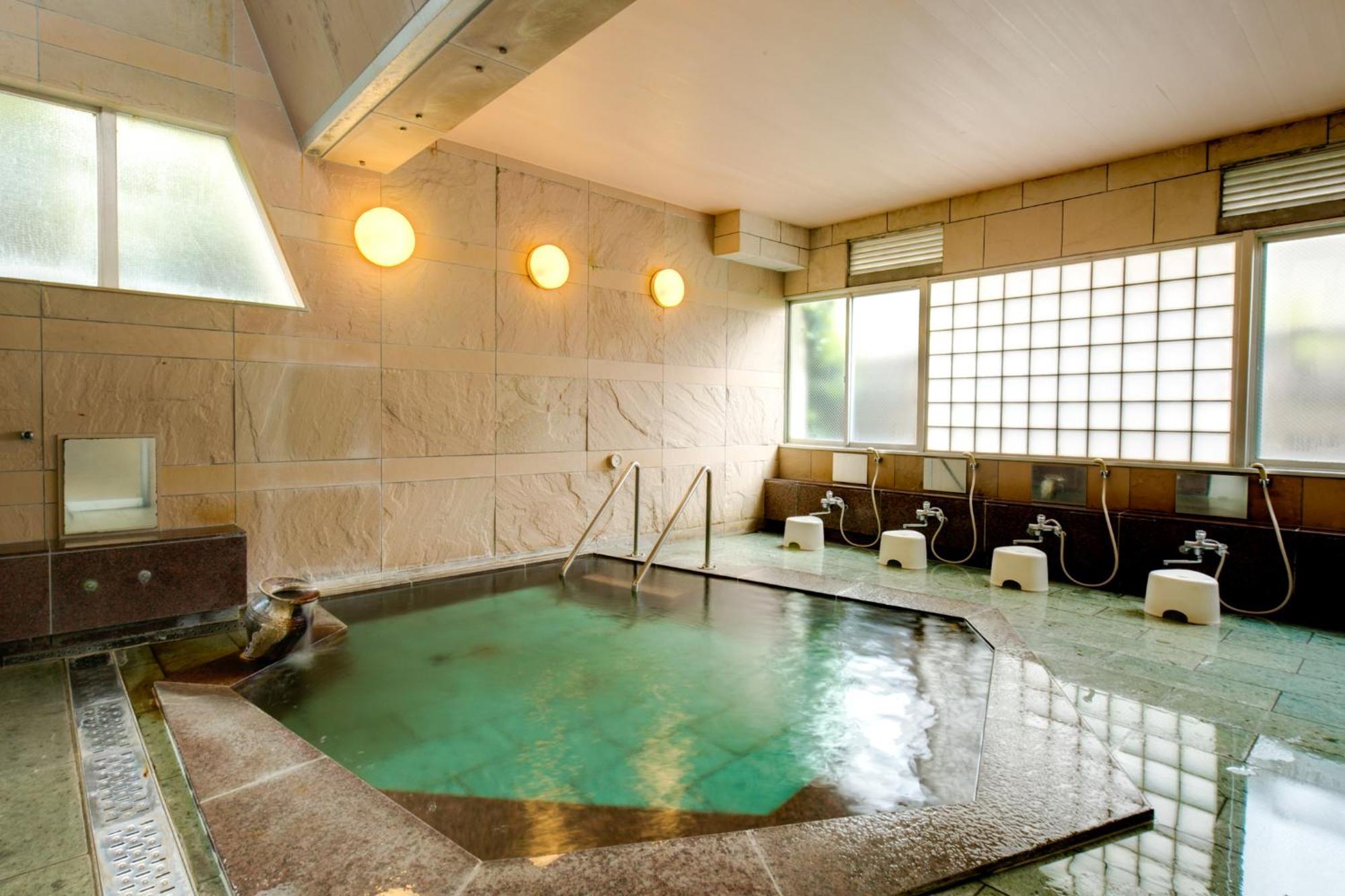 Hotel Yugawara-Onsen Manyoso Zewnętrze zdjęcie