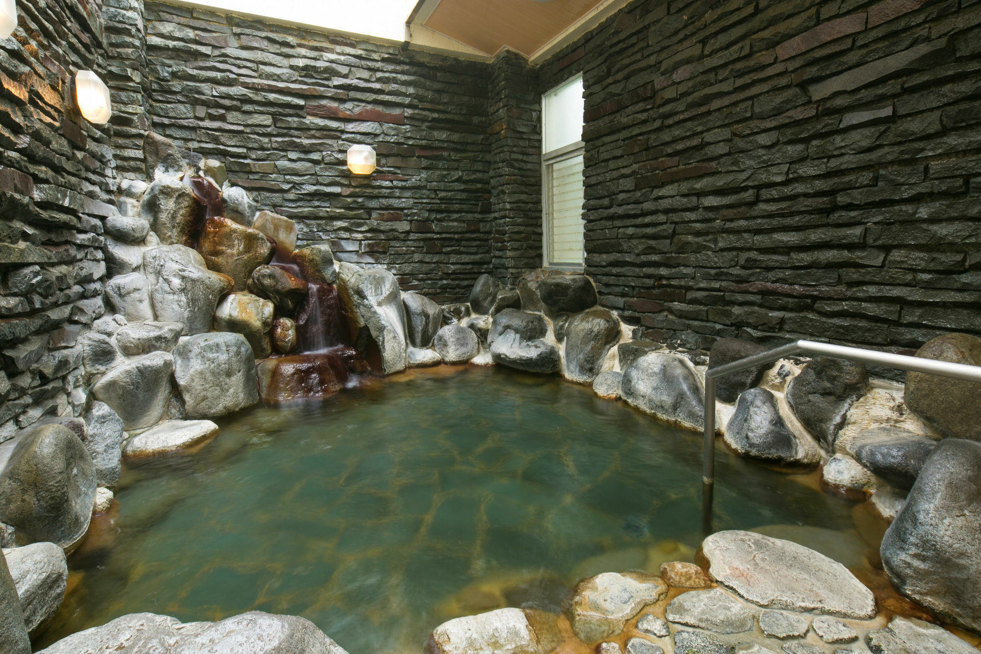 Hotel Yugawara-Onsen Manyoso Zewnętrze zdjęcie